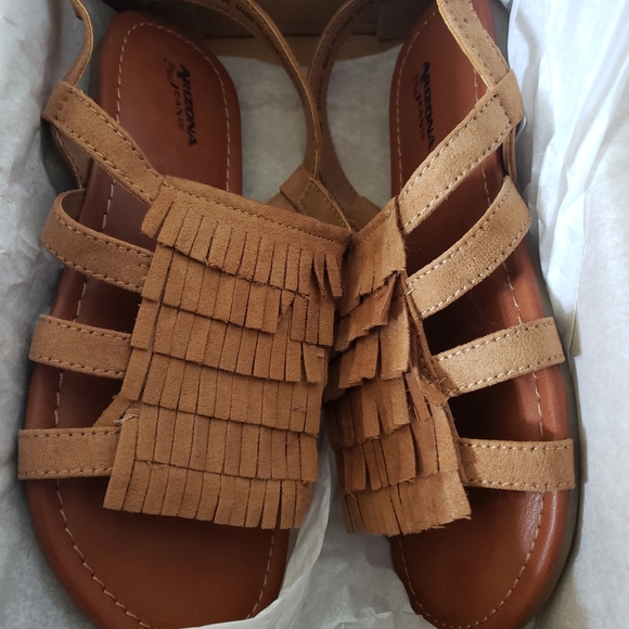Tan Girl's Sandal with strap - Picture 4 of 4